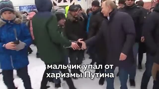 Stunning Putin! The boy fell from happiness!