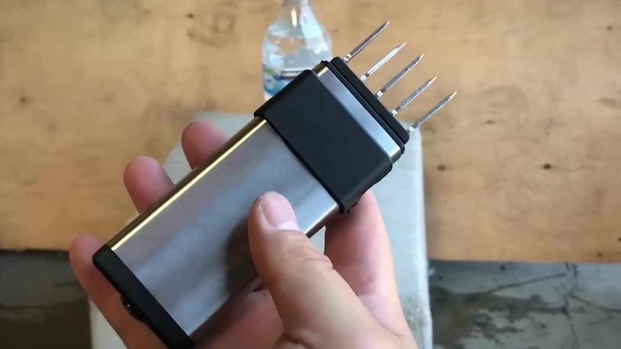 HUAAO Dart Launcher: Your Pocket-Sized Self-Defense Solution!