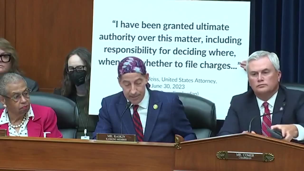 Dem tries to discredit Biden whistleblower, gets utterly REKT instead