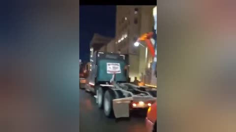 Caminhoneiros da liberdade chegam ao Parlamento canadense