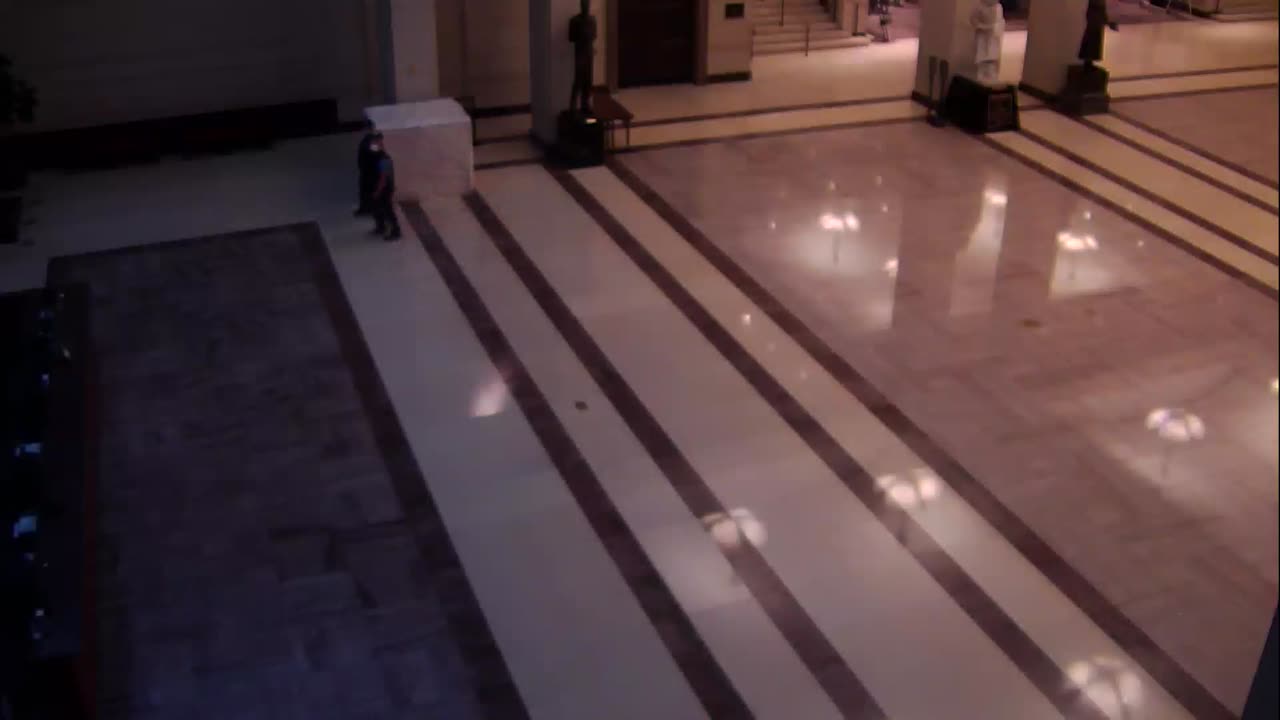 7141CVCULHVCUpperLobby_2021-01-05_16h40min02s030ms.mp4