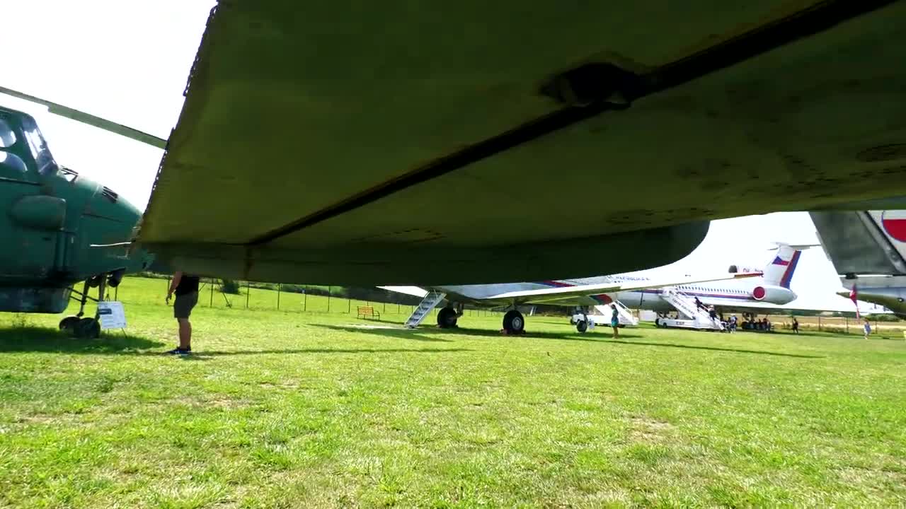 Sukhoi Su-7 BM _ walk around _ 4K _ Aviation Museum Kunovice 2021