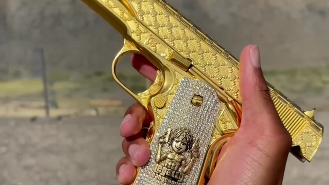 PISTOL : EI Gold 1911