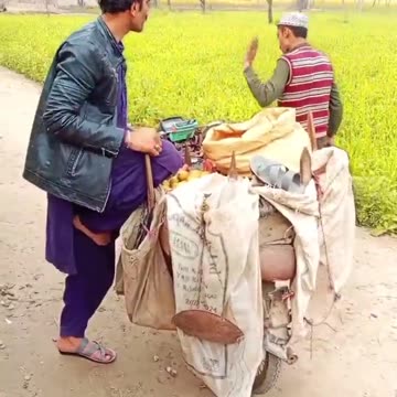 Thugi marke Nikal gaya