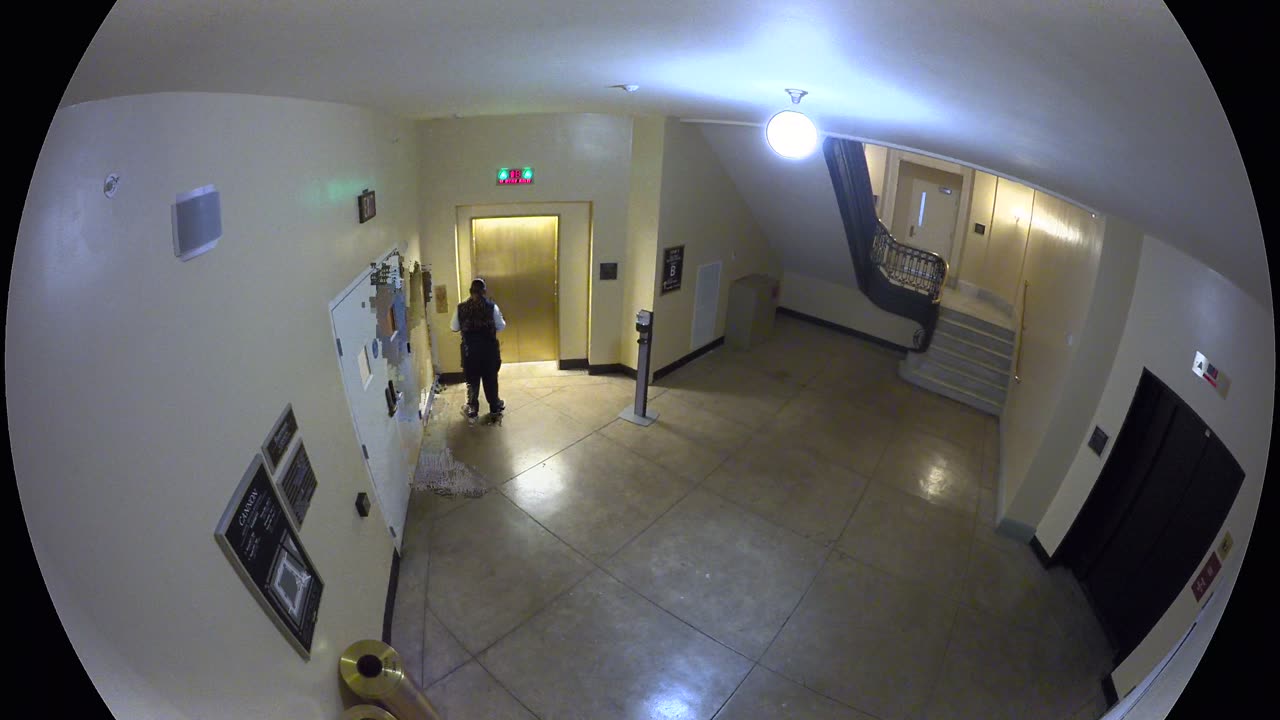 3477CHOBBAStair5_2021-01-05_21h54min30s053ms.mp4