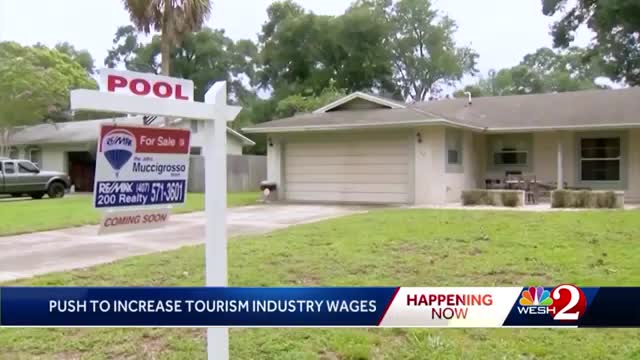 121_Tourism workers in Central Florida seeking wage increase