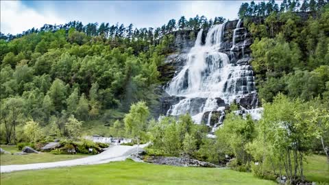 tvindefossen waterfall norway