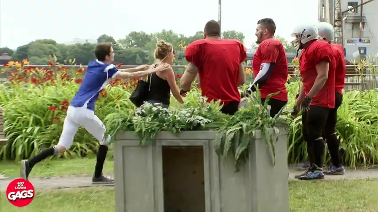 Pick Me Girl Gets Dumped | Just For Laughs Gags