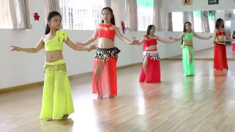 Belly Dance for kid (I wana Dance)