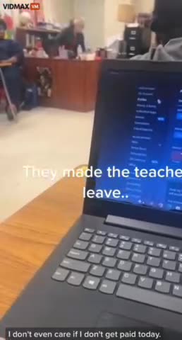 Teacher quits in the middle of class because she can't handle the forced diversity.