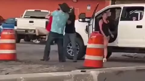 Guy Gets💪Choked👀Outside Of Pizza🍕Place💥🤔😎