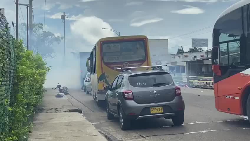 Desmanes en la Bomba El Gallo