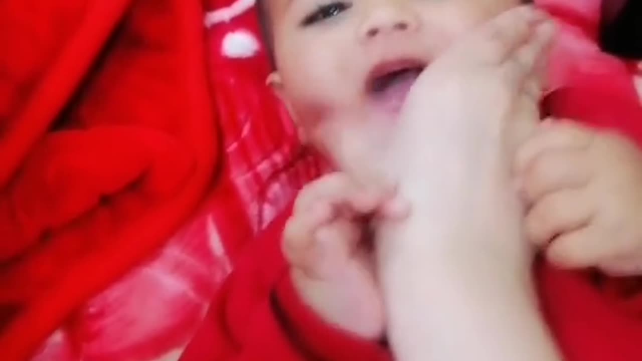 Funny Baby horn sound