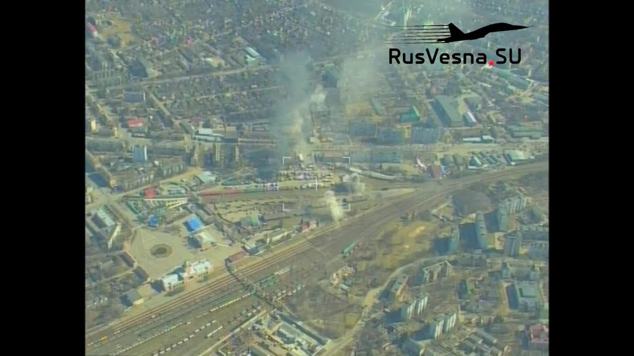 UAV Orlan-10 of the Russian Army revealed the concentration of military equipment of the Armed