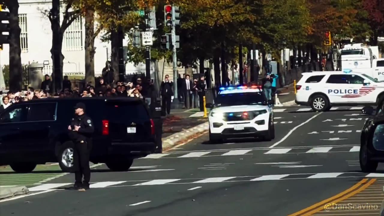 Thousands of people lined up to see Donald J. Trump as he heads to the White House!