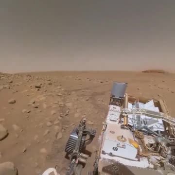 Video of the surface of Mars from NASA's Perseverance rover 🧡