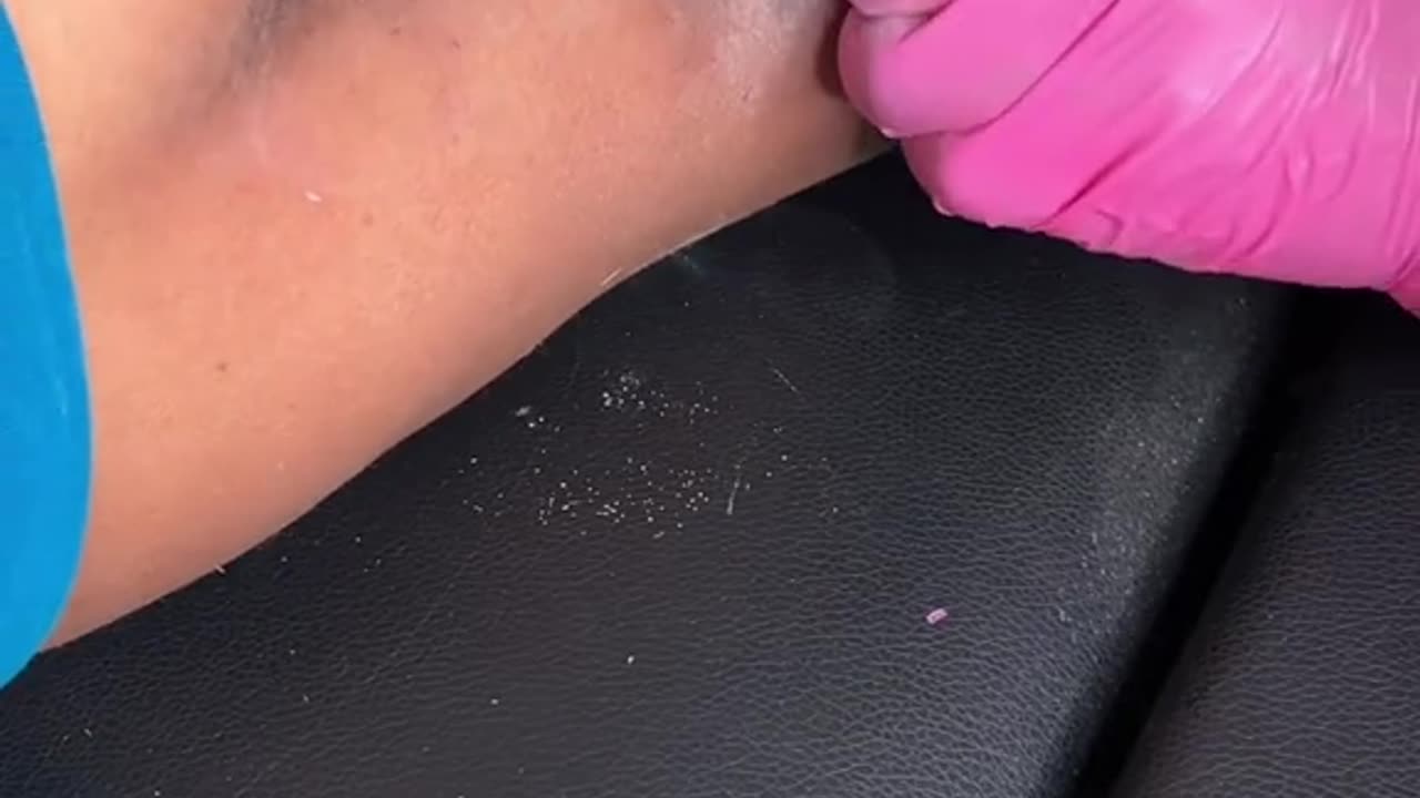 Underarm Waxing with Sexy Smooth Tickled Pink Hard Wax | @itgirltajanae