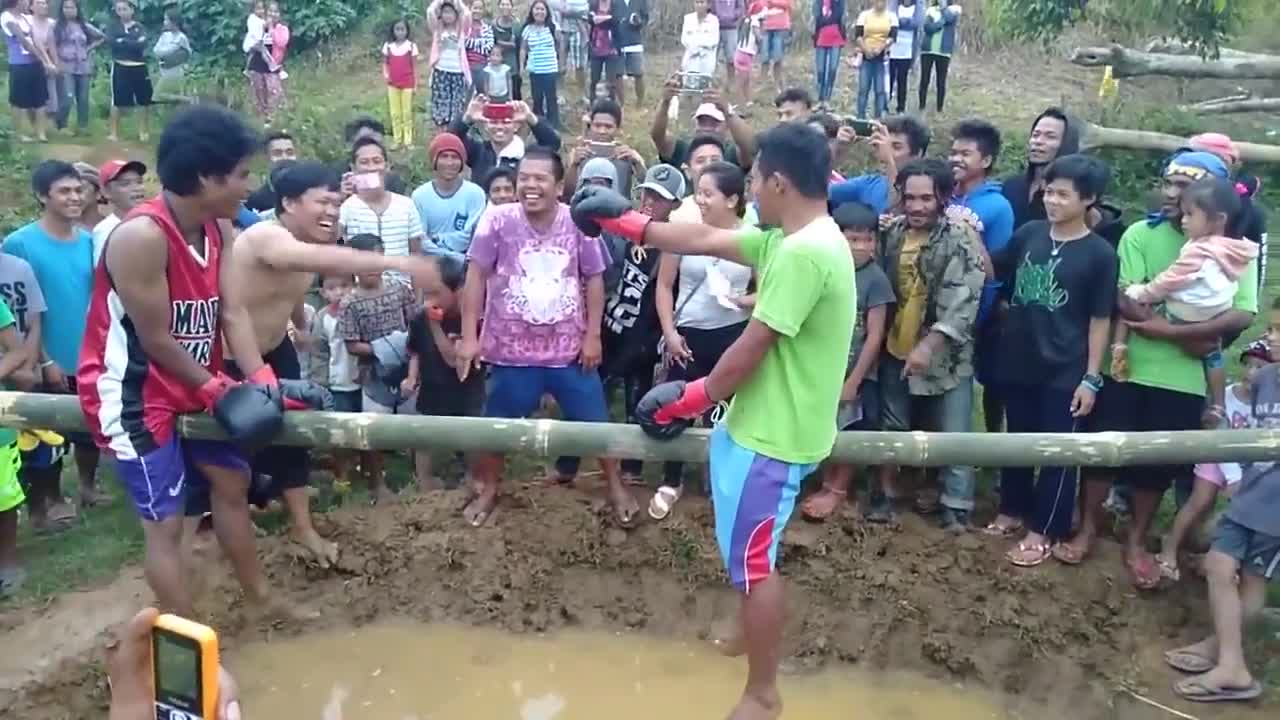 Funny Bamboo boxing