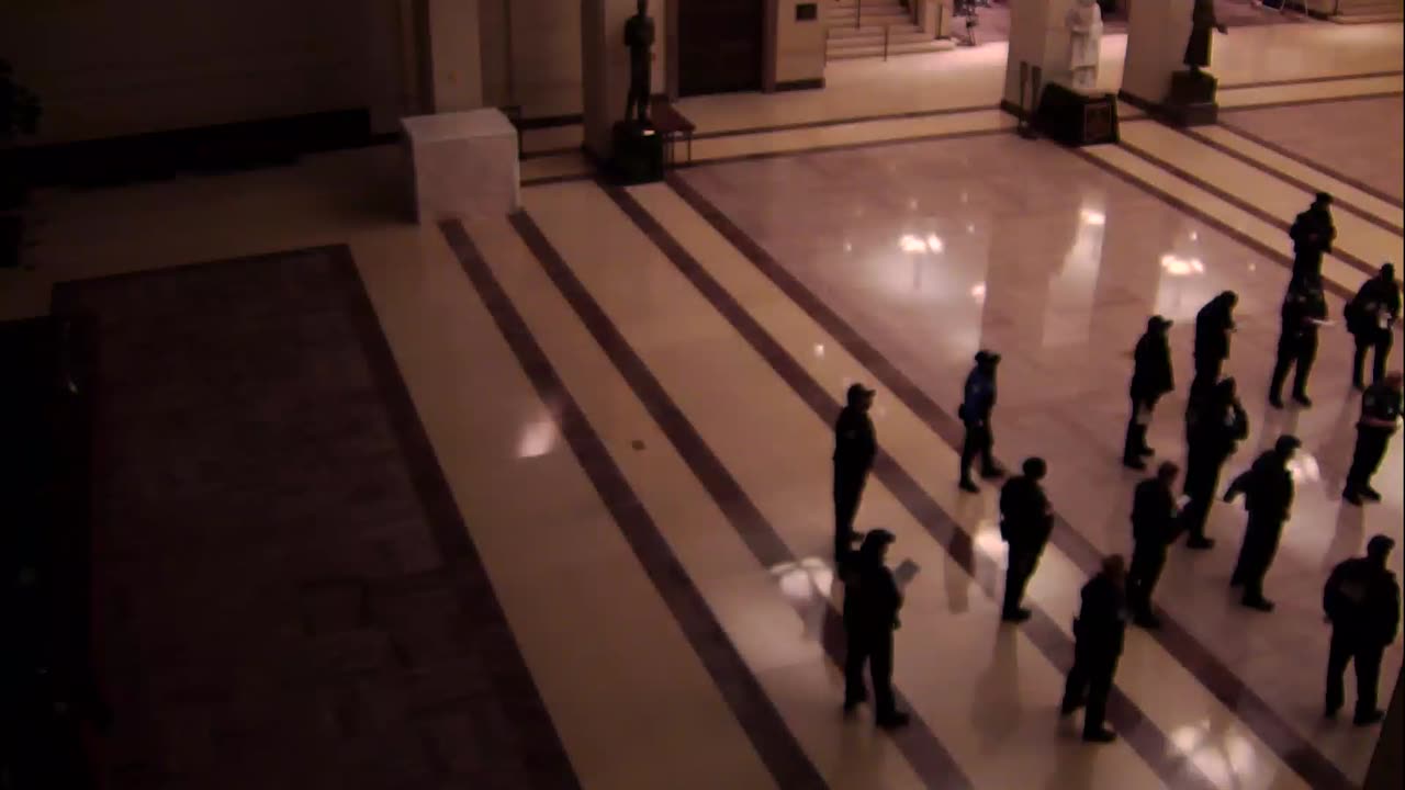 7141CVCULHVCUpperLobby_2021-01-05_07h00min01s463ms.mp4