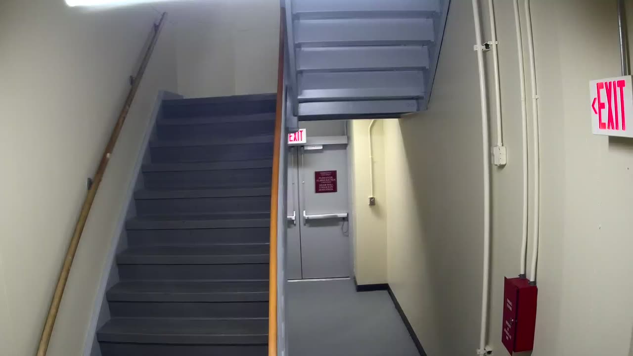 3870FHOB01Stair12_2021-01-05_07h00min00s507ms.mp4