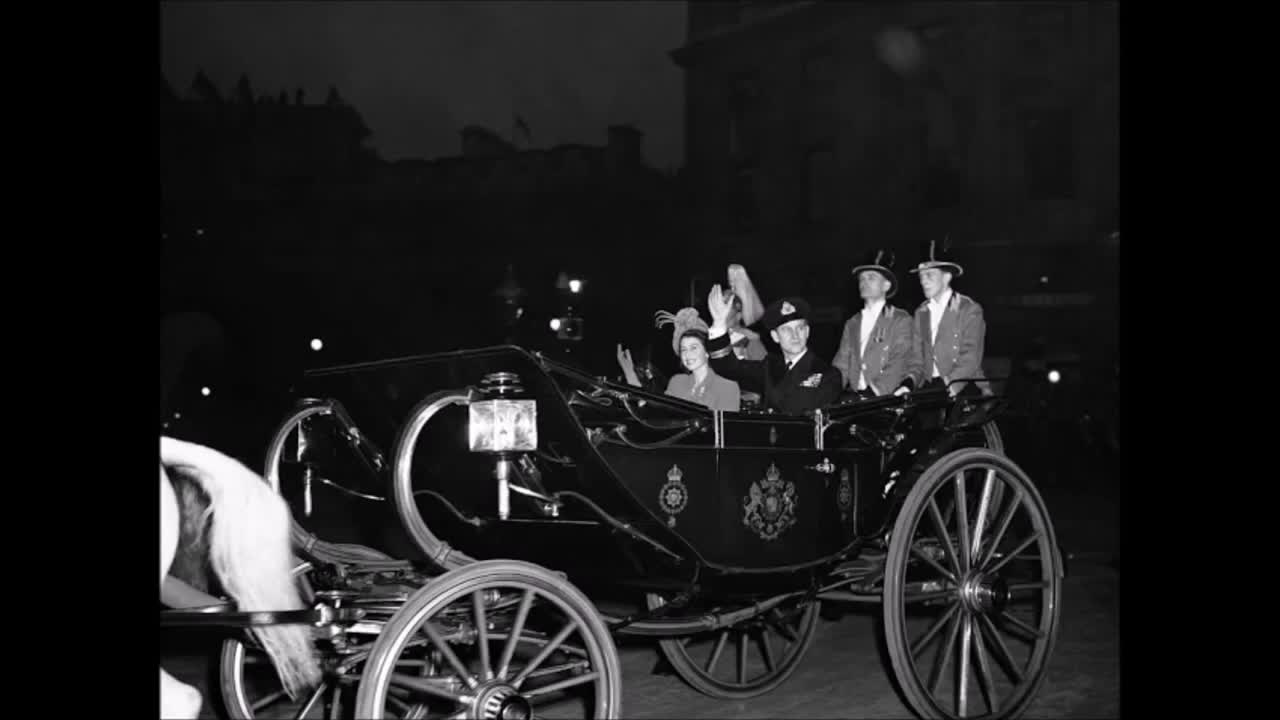 Old Wedding Photos of Princess Now Queen Elizabeth and Prince Philip in 1947