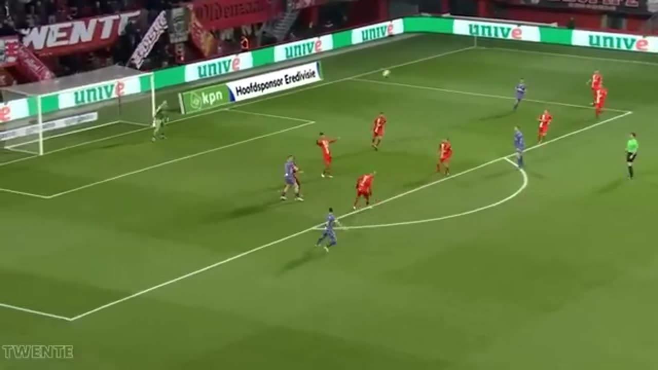 Mees Hilgers's FC Twente Skills