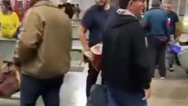 Brasilia - Idosos perdidos na rodoviária após conflitos