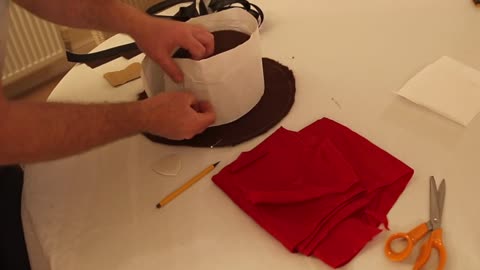 Finishing a felt hat