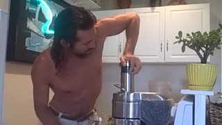 LEMON GINGER ALOE VERA BLAST - healing juicing recipe for your raw food lifestyle - June 23rd 2010