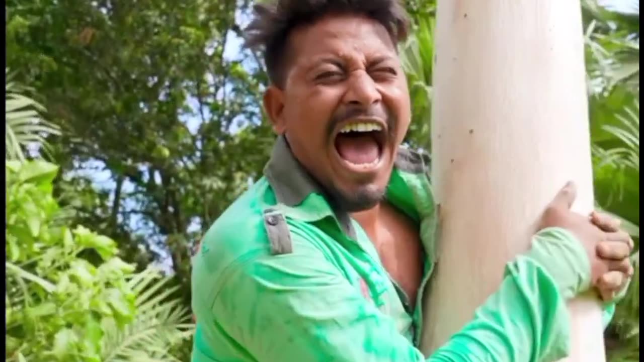 Funny video 🤣