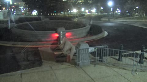 7214USCG00SenatePlazaOutbound_2021-01-05_23h20min01s857ms.mp4