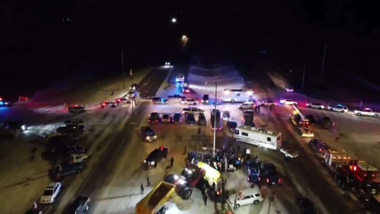 Coutts, US - Canada border tonight. The protest for the freedom of truckers and farmers continues unabated