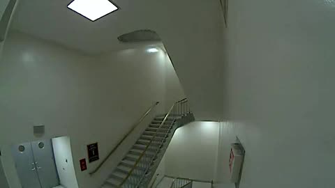 3152RHOB01Stair7_2021-01-05_02h40min01s677ms.mp4