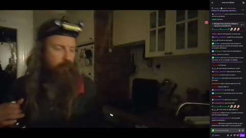 2023-04-02 (2bis.2) - Un peu de mal à couper ce live - Twitch Triskelina (version avec chat)