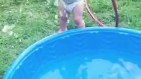 Funny Baby Videos Playing