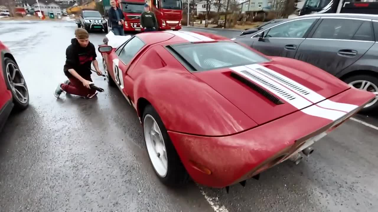 Police stop us in Norwich while in Supercar!