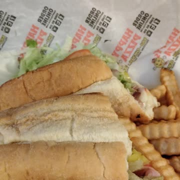 Meal, Happy's Pizza, Cherry Hill Rd, Dbn Hgts, MI, 10/26/23