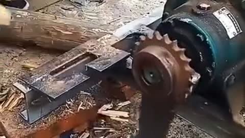 Amazing wood cutter