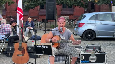 Greifswald - Hier und heute Liedermacher Stefan Krähe in Greifswald 26-08-2024