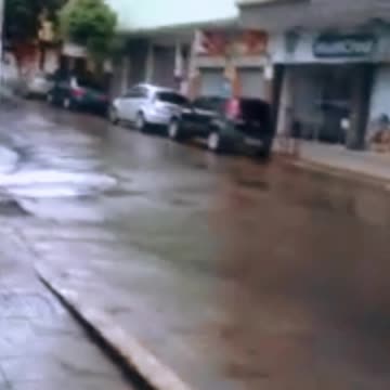 2013 - Centro de Caratinga 31 de março - 01