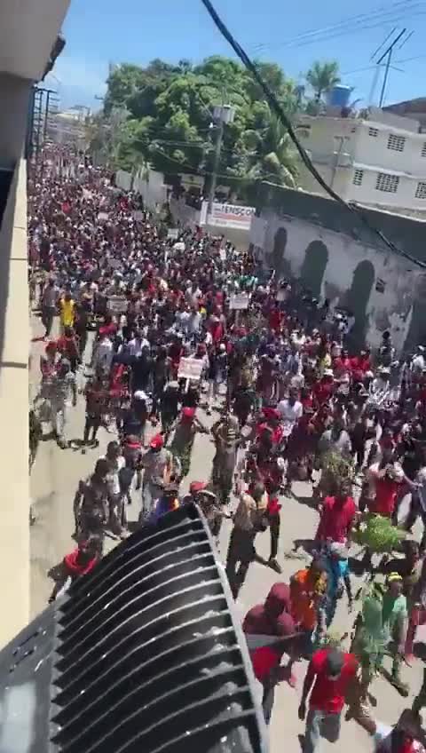 Haiti protests against rising cost of living and current regime