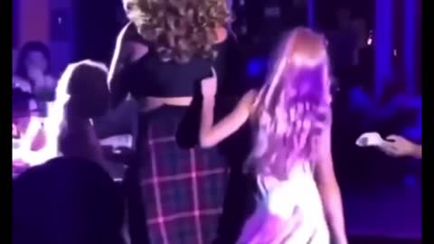 Little Girls Performing with DRAG QUEENS!!!