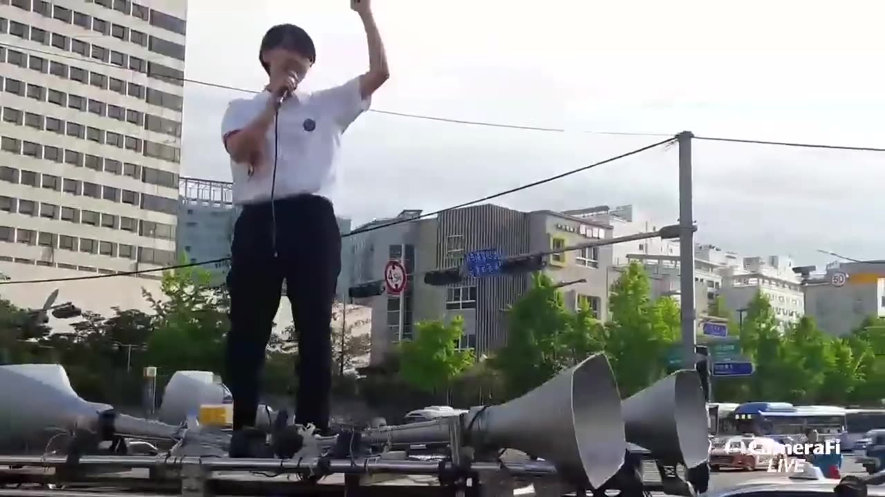 20190524_V3_S03(JDs9ZTkmUrs)이제 드디어 20대 여성청년이 일을 저지르고야