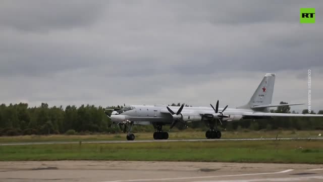 TU-95 ΣΤΡΑΤΗΓΙΚΑ ΒΟΜΒΑΡΔΙΣΤΙΚΑ