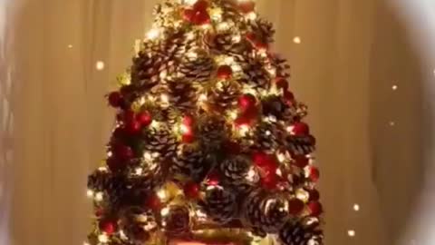 Do-it-yourself chic Christmas tree for the New Year