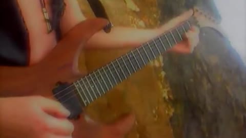 Alapi István (Edda művek) ¬ Szíklaszív gitárszóló