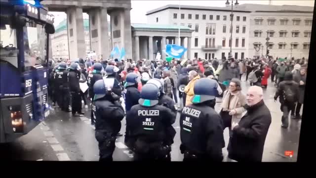 Polizei VS Corona 2. Demo Berlin