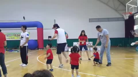 kindergarten daddy dance