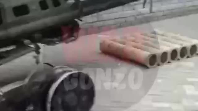 Ukraine War - Russian forces destroyed and captured American m-777 Howitzer