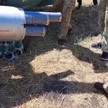 Ukrainian Mi-8s with B13L1 rocket pods carrying S-13 rockets